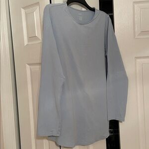 Pure Jill by J. Jill light blue crew neck long sleeve shirttail 95% cotton tee